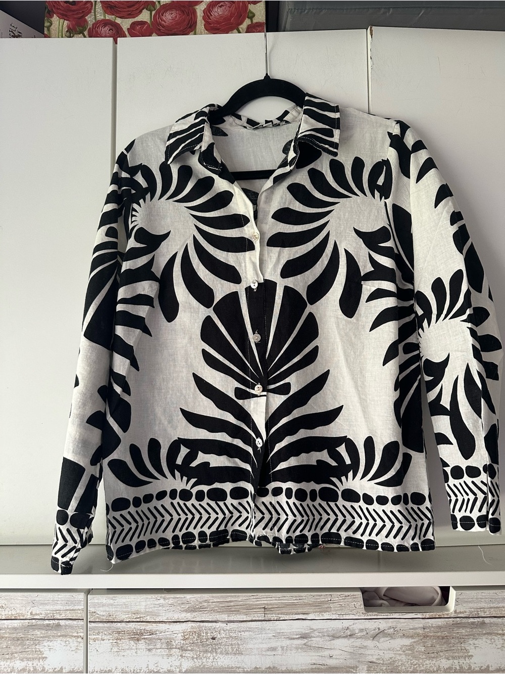 🖤 Rachel Zoe Size M Black White Linen Blend Abstract Print Button-Up Shirt